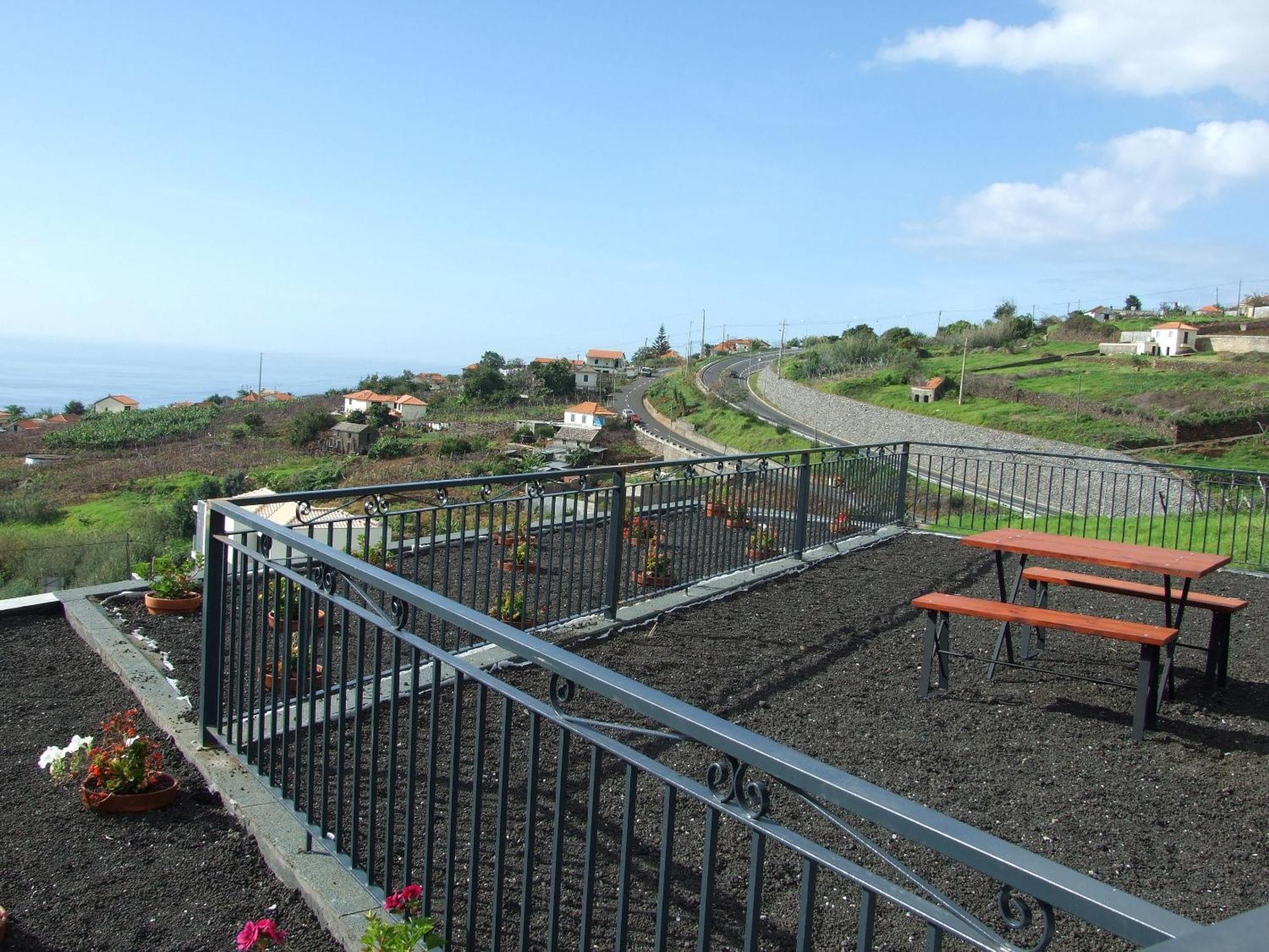 Paraiso Das Flores Estreito Da Calheta Exterior photo